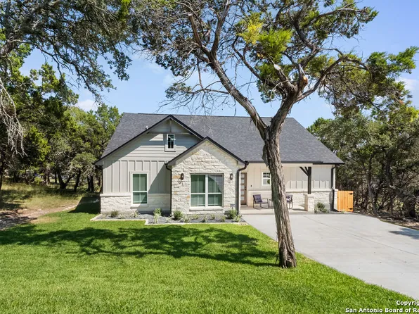 218 South Scenic Loop, Canyon Lake, TX 78133