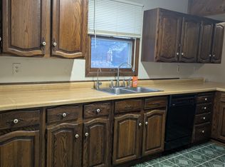 524 15th St SW, Willmar, MN 56201