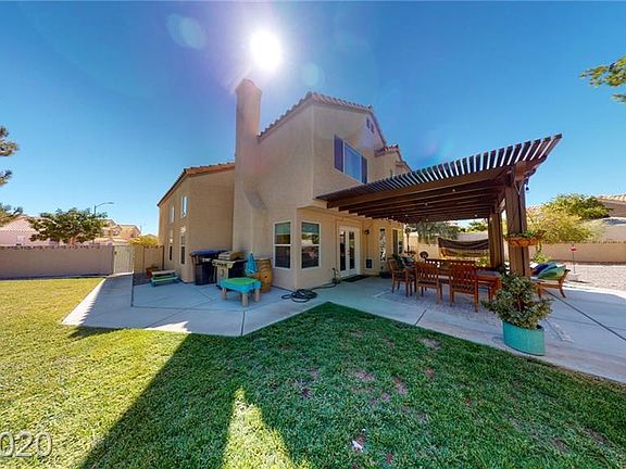 3rd image of 8417 White Shore Cir