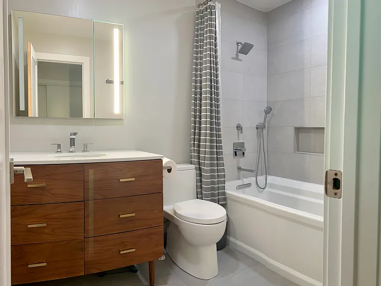 1884 N Poe St — Photo 14