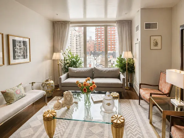 255 East 74th Street image 1 of 10