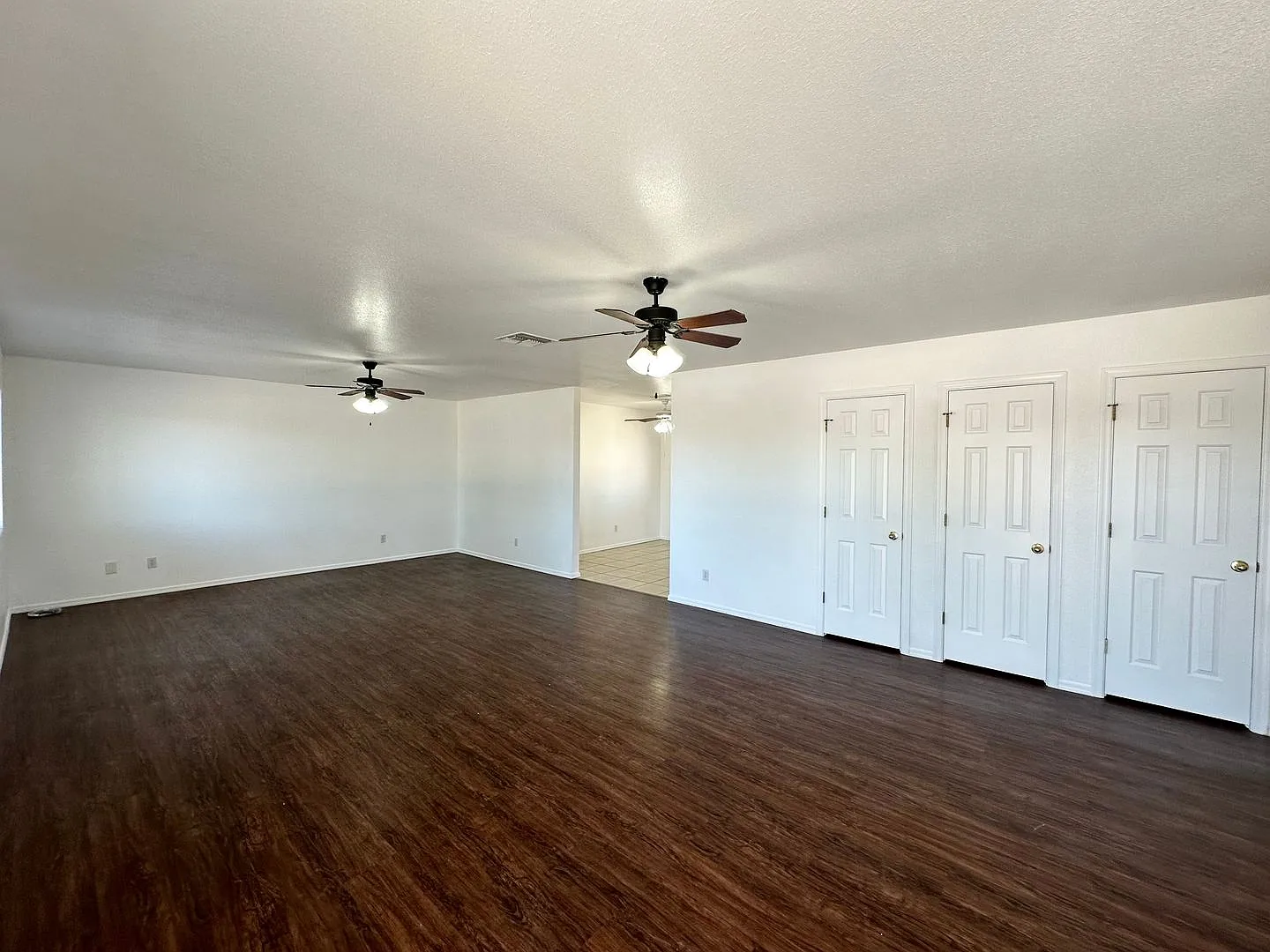 Great, 3 bedroom, 2 bathroom home in a quiet neighborhood. — Photo 4