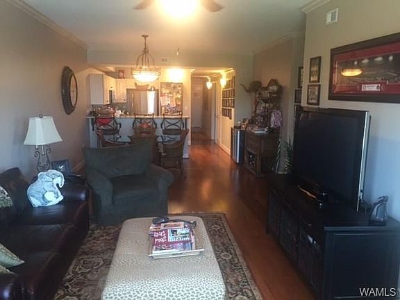 4th image of 1155 12th St Unit 306