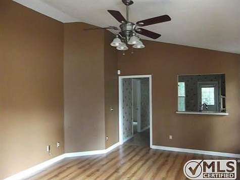 2nd image of 997 Balkin Rd #1