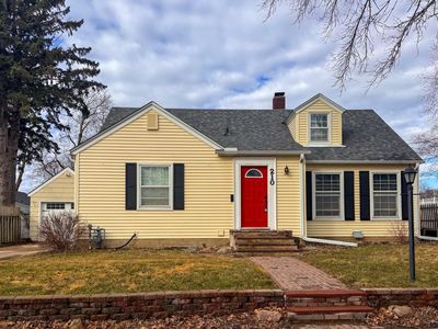 210 6th Ave NE, Faribault, MN, 55021