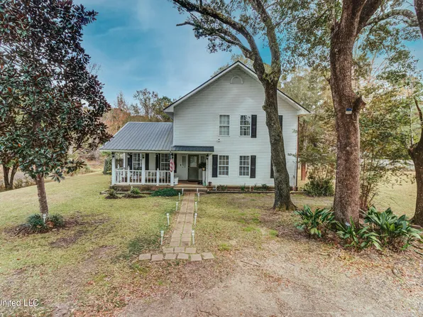 3016 Ed Parker Rd, Moss Point, MS 39562
