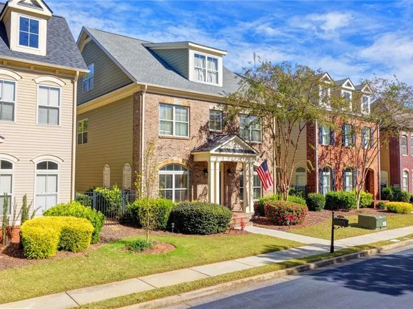10859 Bossier Dr, Johns Creek, GA 30022
