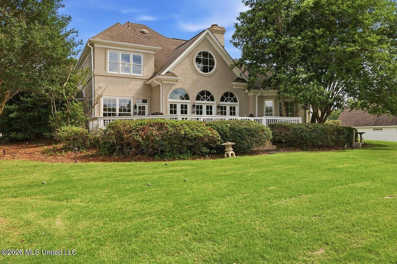 4 bed, 3.5 bath, 3123 sqft, $3,700 — Photo 2