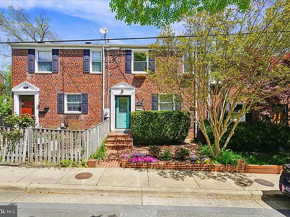 2nd image of 215 Burgess Ave