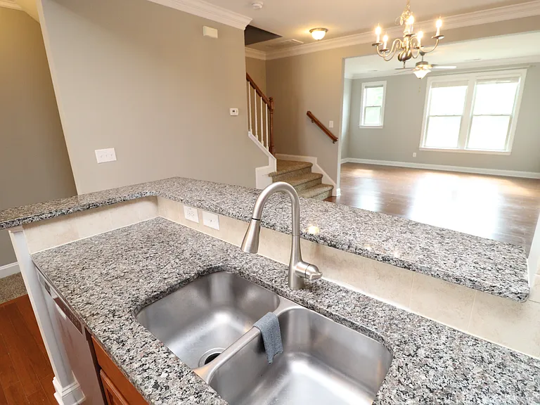 1428 Providence Green Ln — Photo 16