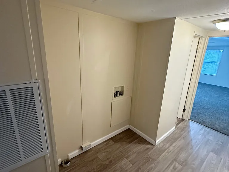 381 Old Hickory Ln — Photo 6