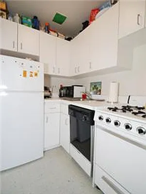 Rented by Buchbinder & Warren | media 14