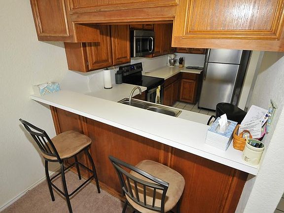 4th image of 15334 Bonasse Ct APT 903