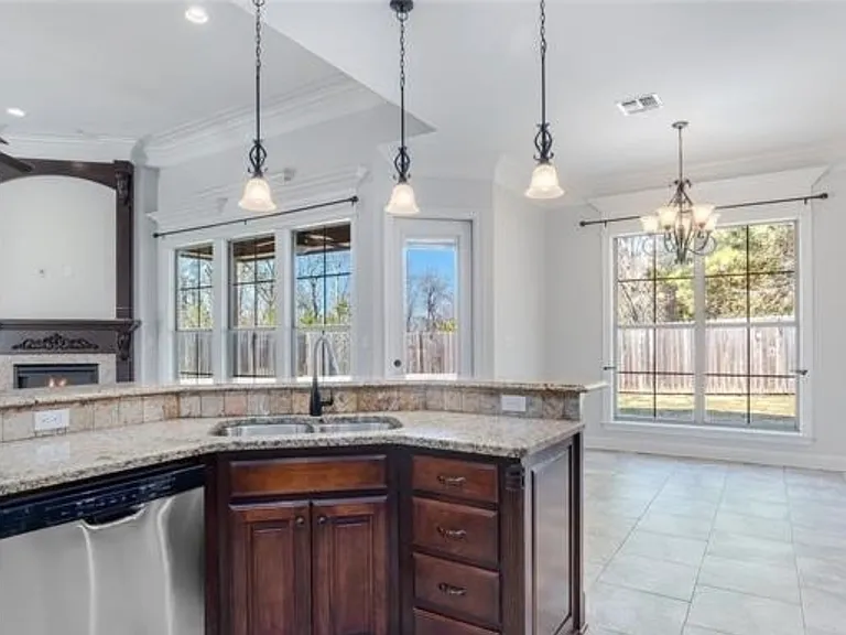 520 Dogwood South Ln — Photo 4