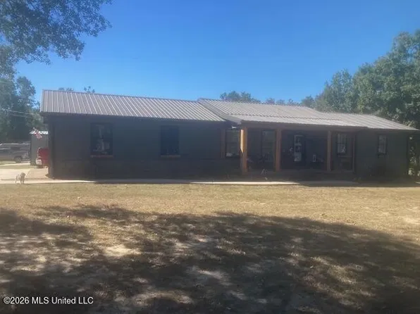 16 Shankle Dr, Courtland, MS 38620