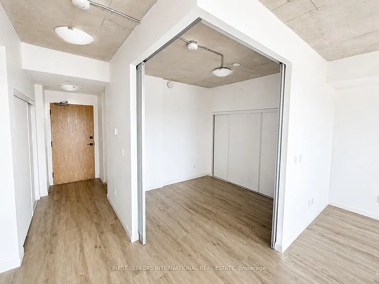 7 Erie Ave #307 — Photo 2