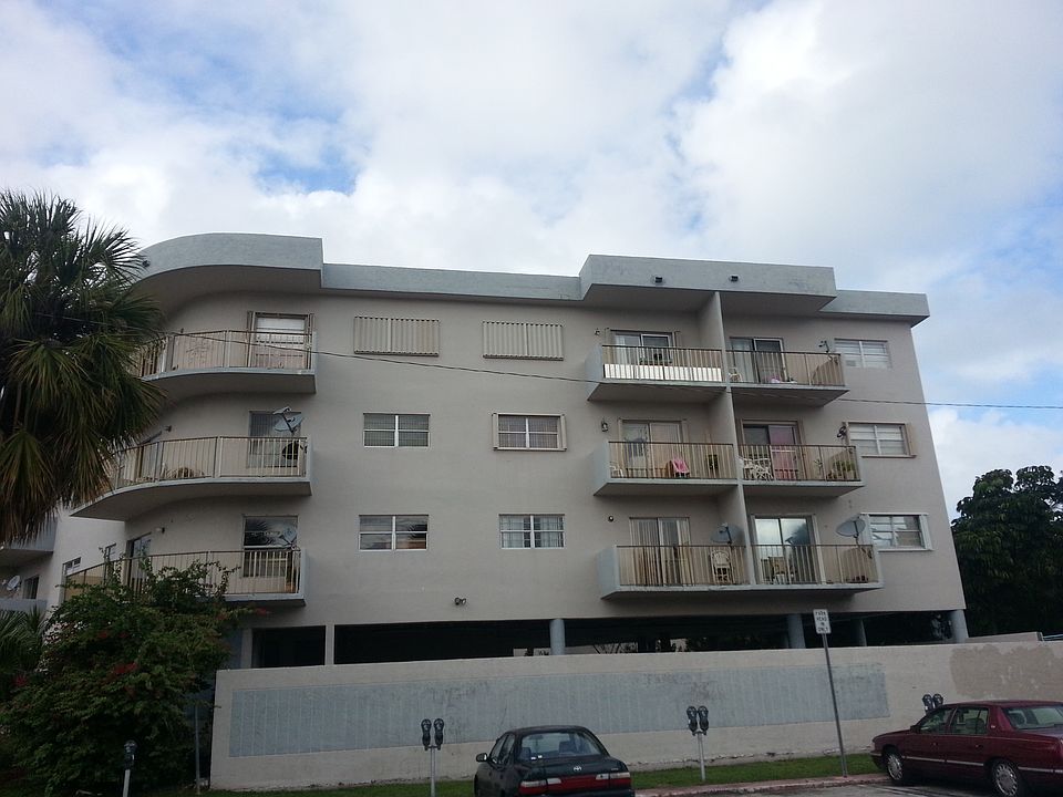 1st image of 7125 Bonita Dr APT 207
