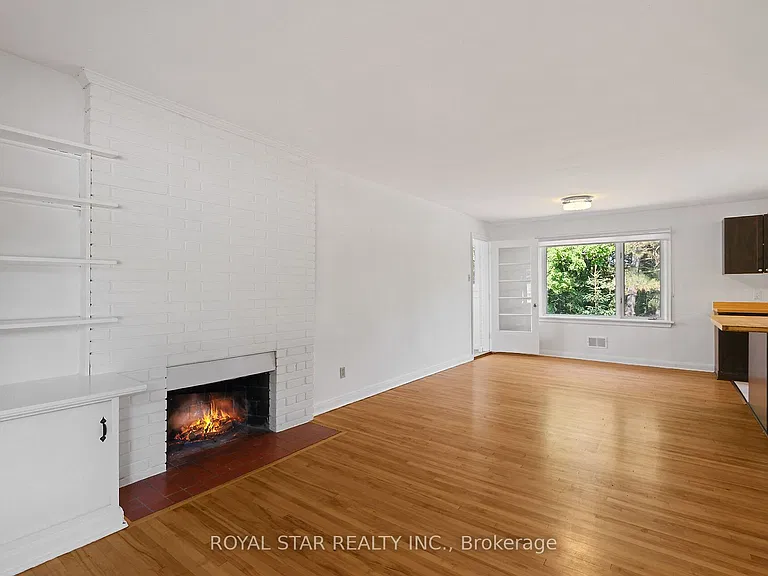 10 Delong Dr — Photo 9