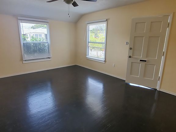 4th image of 6406 W 86th Pl