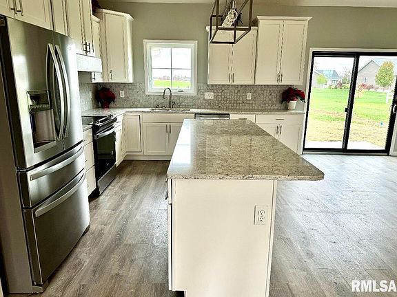 3rd image of 12766 Harvest Ln