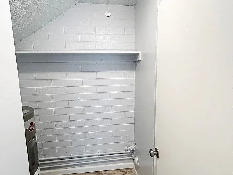 6802 N 17th Ave — Photo 21