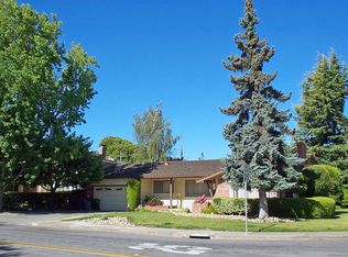 2702 Saint Giles Ln, Mountain View, CA 94040