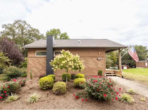 304 Mascoutah Ave, Belleville, IL 62220