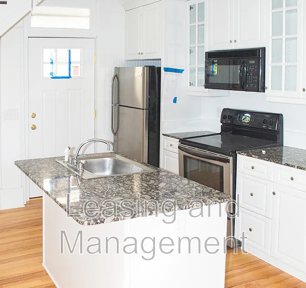 123 Wentworth St #C — Photo 5