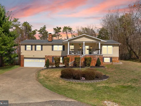 9000 Forestview Dr, Manassas, VA 20112