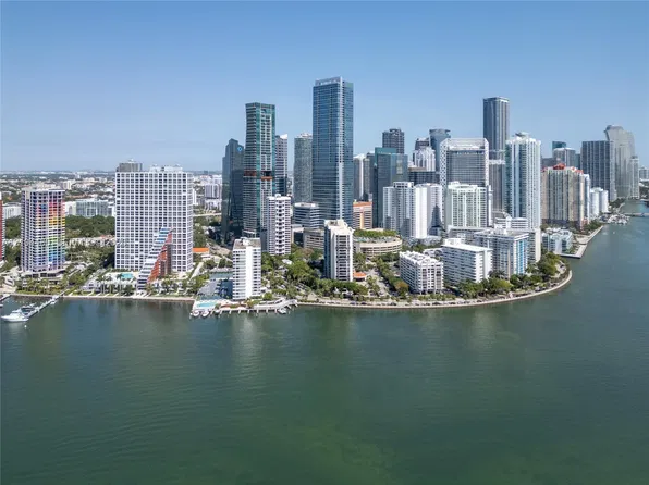200 SE 15th Rd APT 4I, Miami, FL 33129