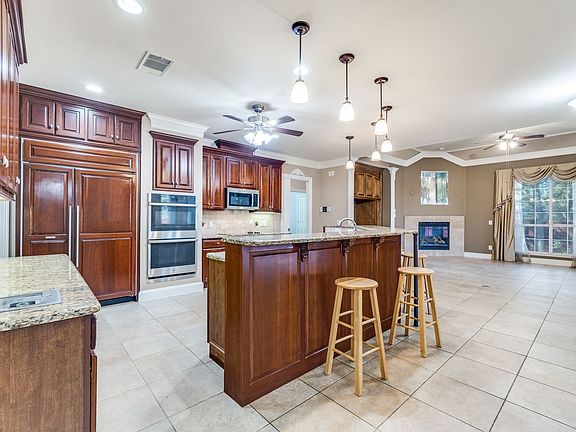5th image of 2205 Makena Ct