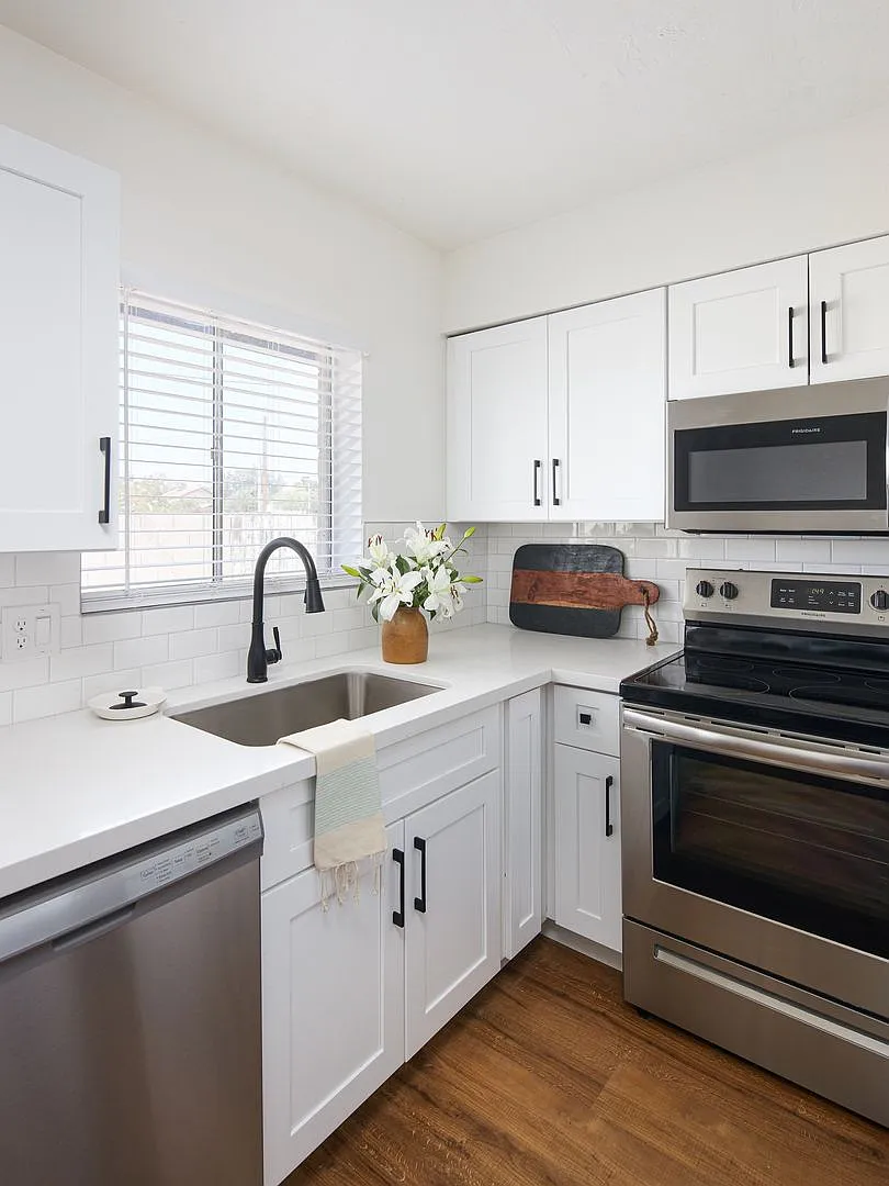 #1040-Madison Place LLC — Photo 4