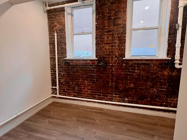 111 Peterborough St #4 — Photo 12