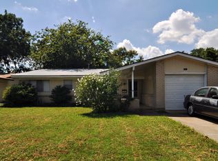2826 Lowell Dr, Irving, TX 75062