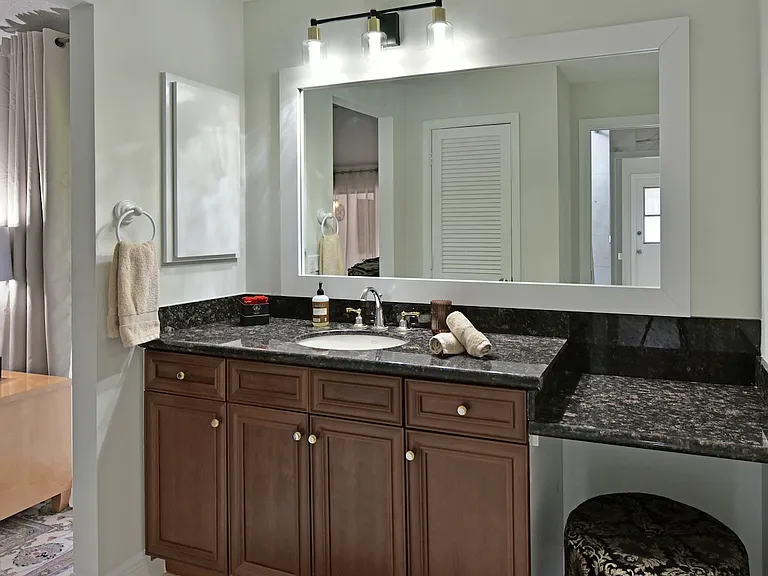 13353 Doubletree Cir — Photo 28
