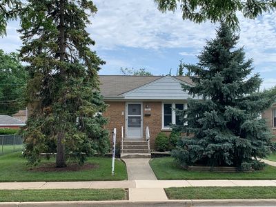9331 Lincoln Ave, Brookfield, IL, 60513