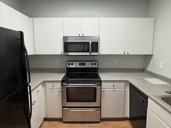 3rd image of 202 E South St Unit 3050