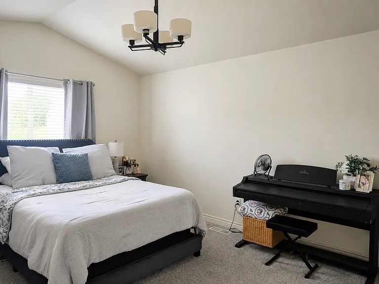 1157 N 400 W — Photo 10