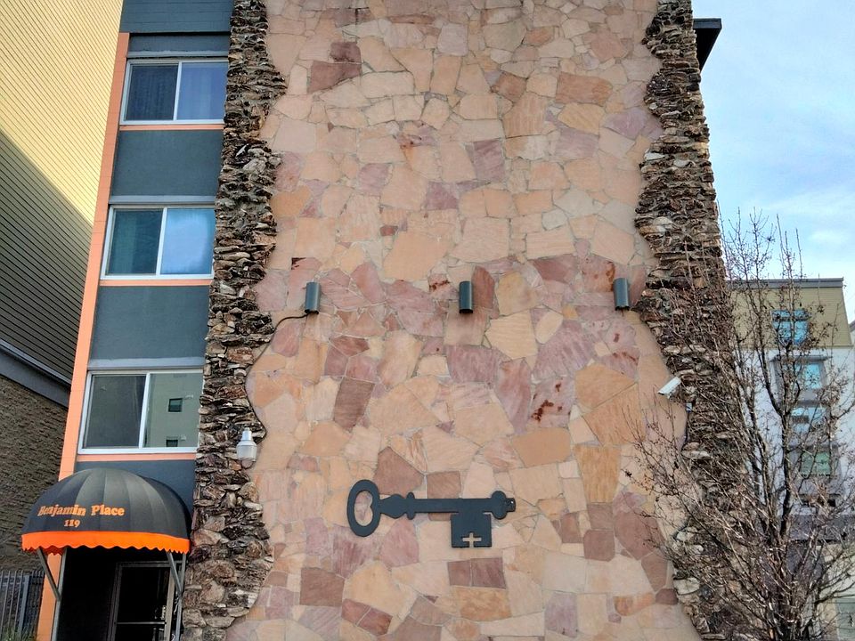 1st image of 119 Franklin St APT 3