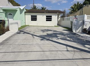 6461 W 16th Ave, Hialeah, FL 33012