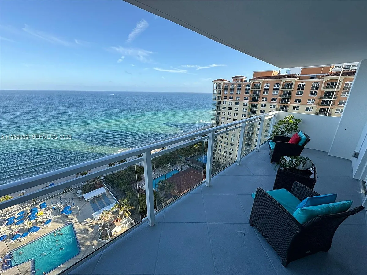 Building Photo - 2030 S Ocean Dr #1812