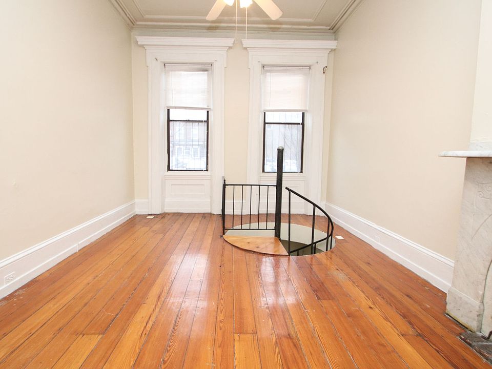 1st image of 1304 Pine St APT 1F