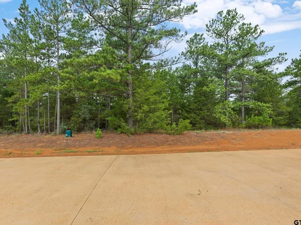 15483 Prayer Mountain Ct, Lindale, TX 75771