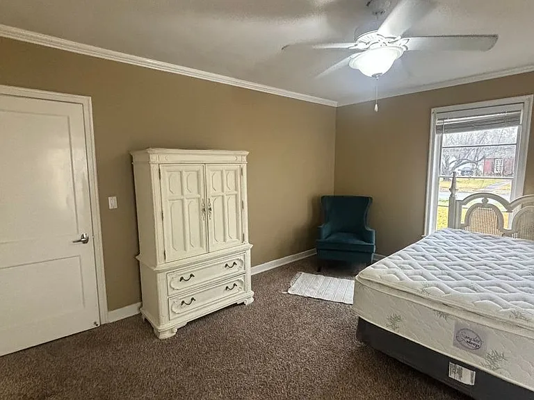 3840 Creswell Ave #1 — Photo 5