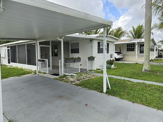 1st image of 49 Lisa Ln #49