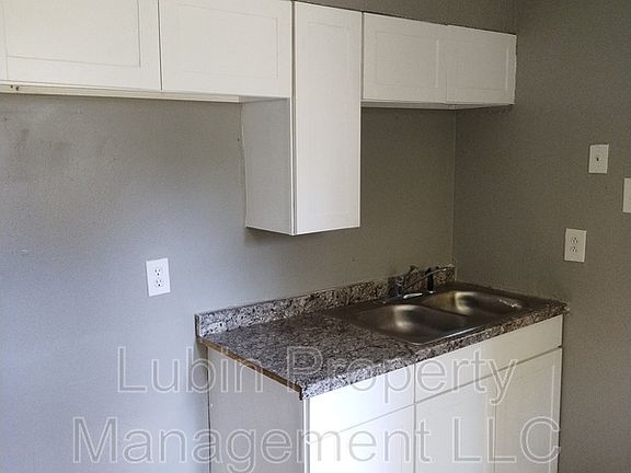 5th image of 1207 Cannon St
