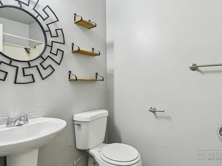 2721 Indian Creek Blvd — Photo 15