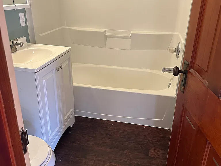 1102 Eastern Ave — Photo 3