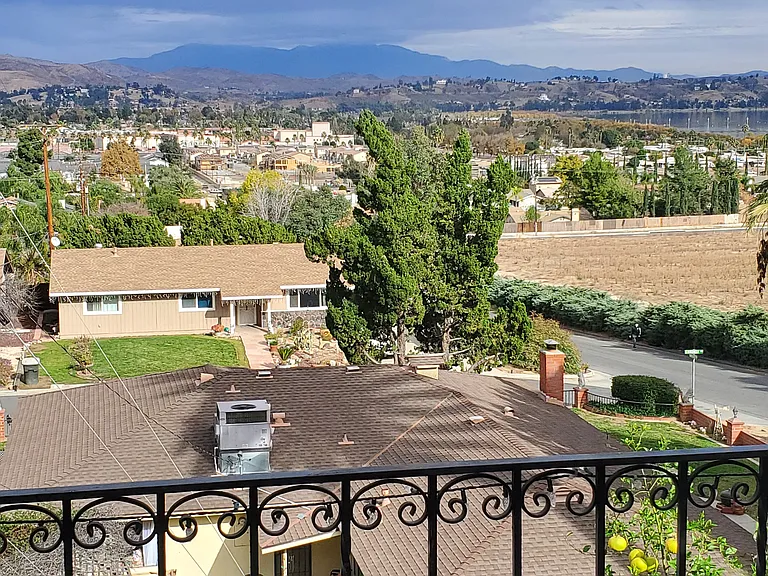 Views of Big Bear and Lake