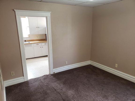 Entry room
